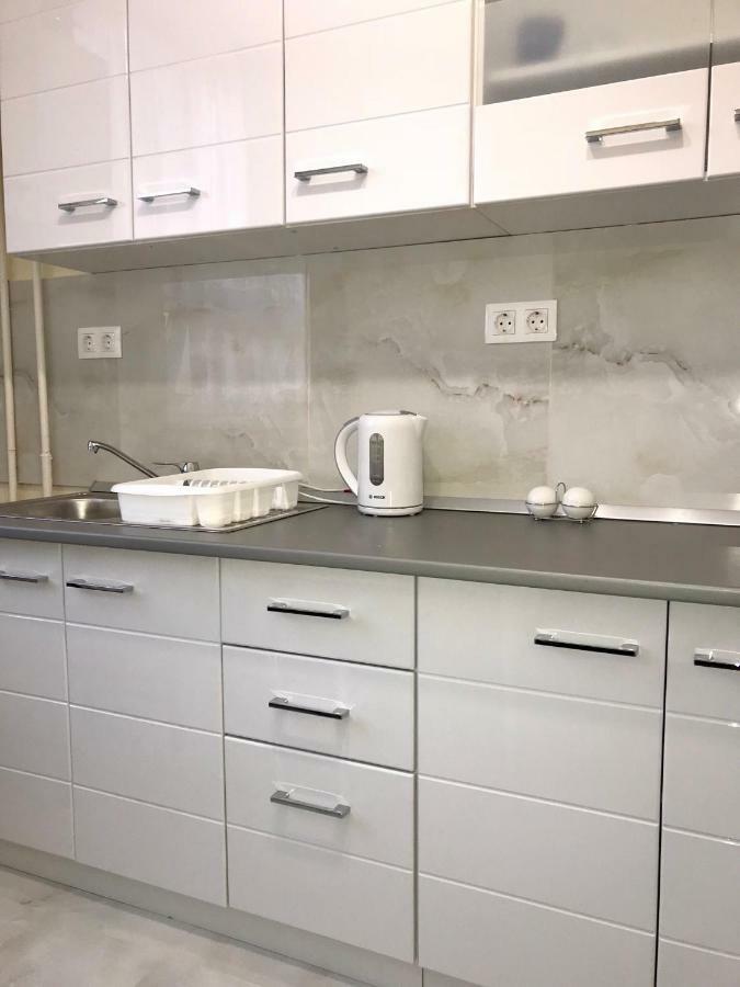 Ella Apartman Debrecen Buitenkant foto