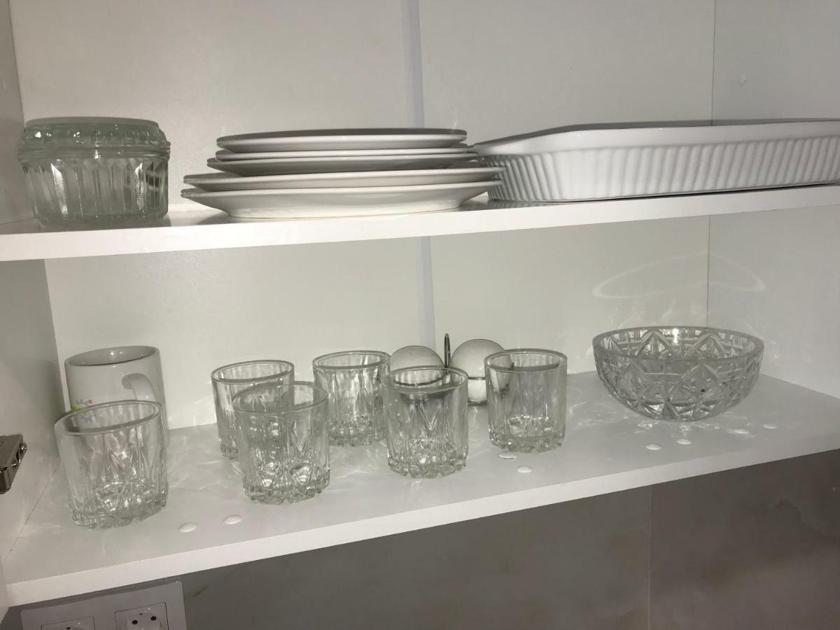 Ella Apartman Debrecen Buitenkant foto